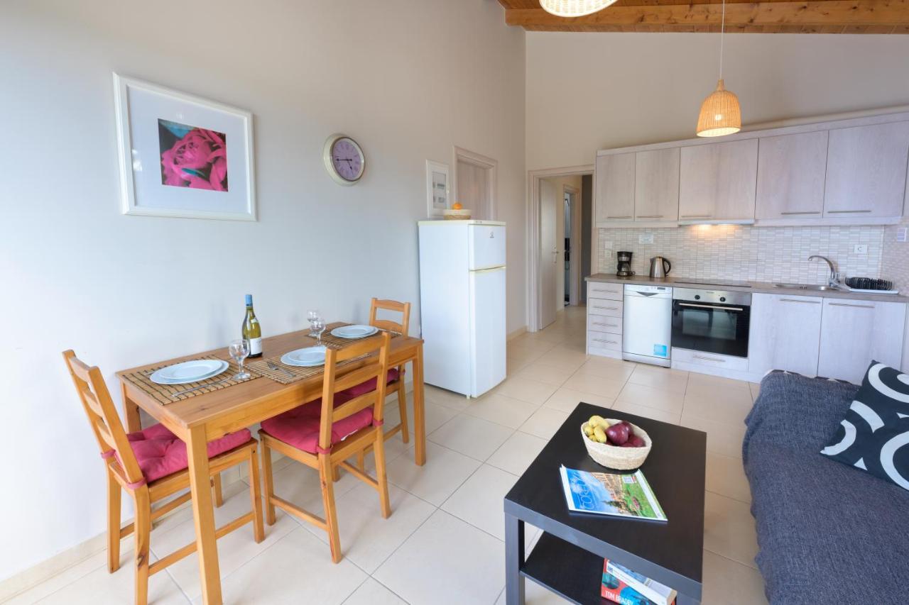 Pangolas Apartments Paxos Longos  Bagian luar foto