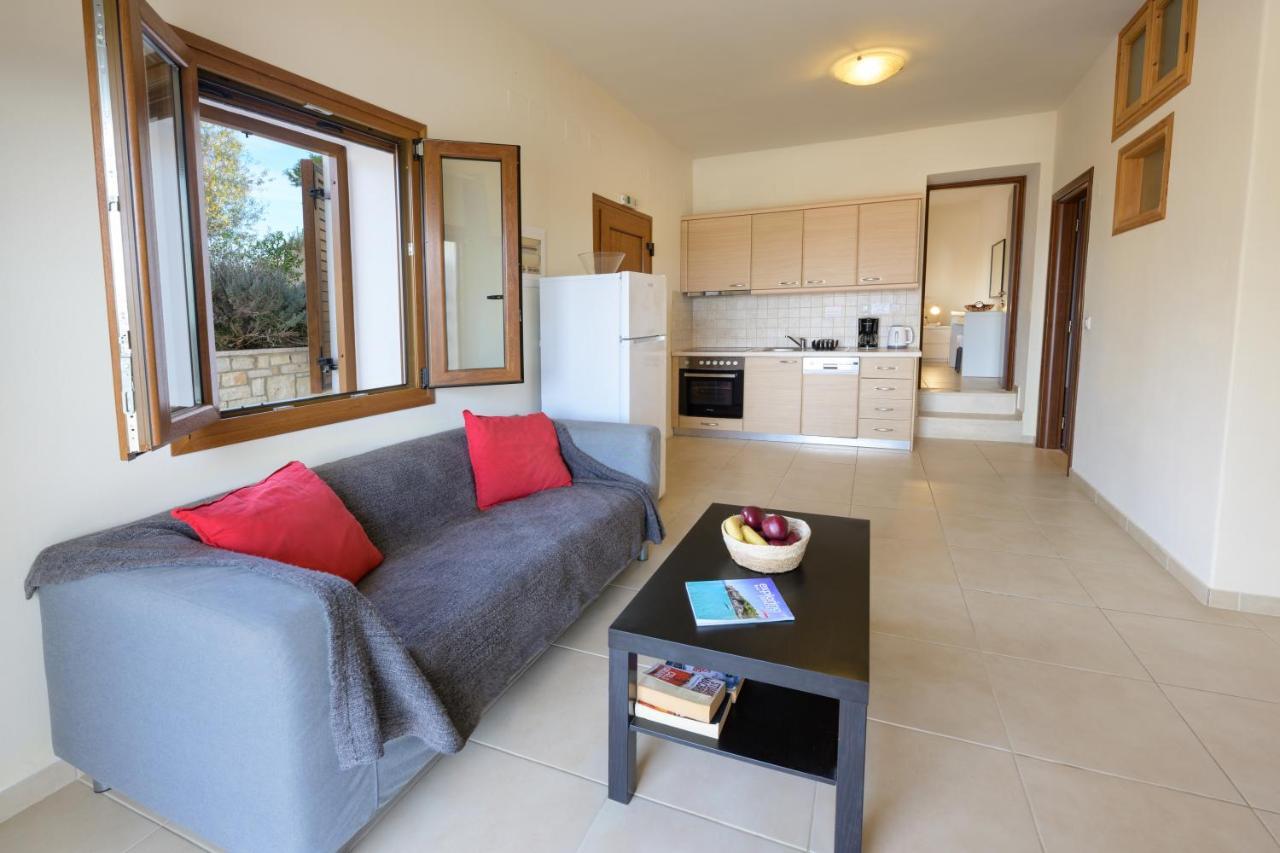 Pangolas Apartments Paxos Longos  Bagian luar foto