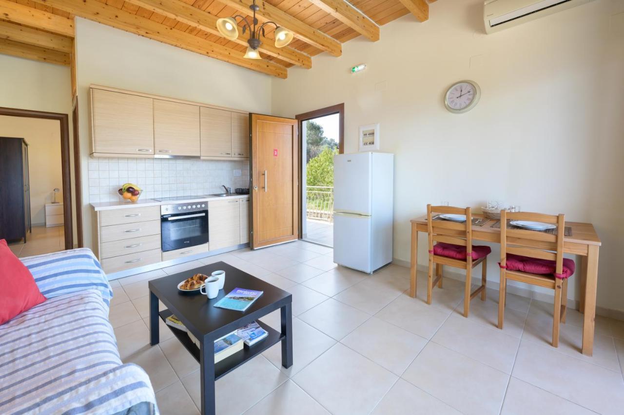 Pangolas Apartments Paxos Longos  Bagian luar foto