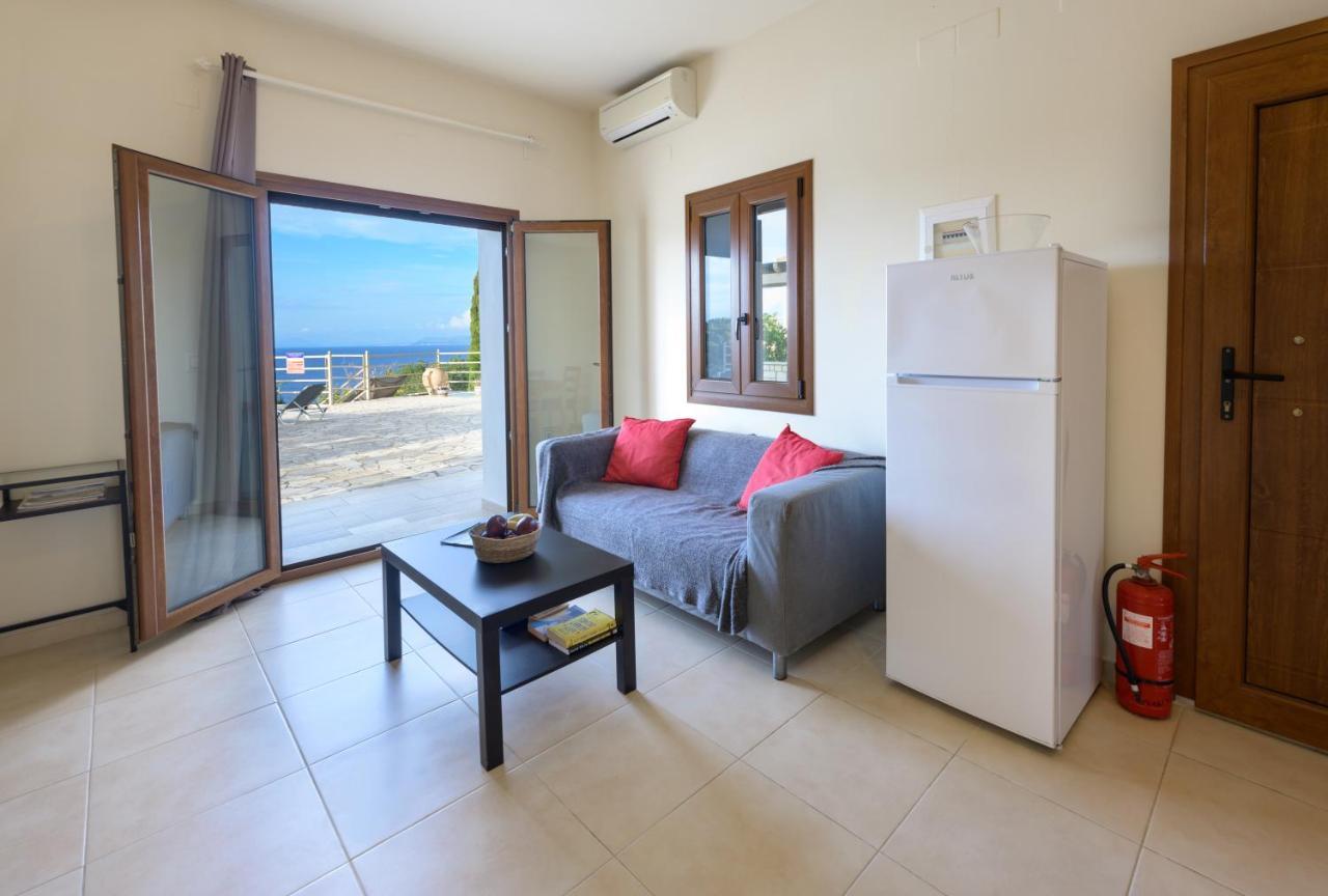 Pangolas Apartments Paxos Longos  Bagian luar foto