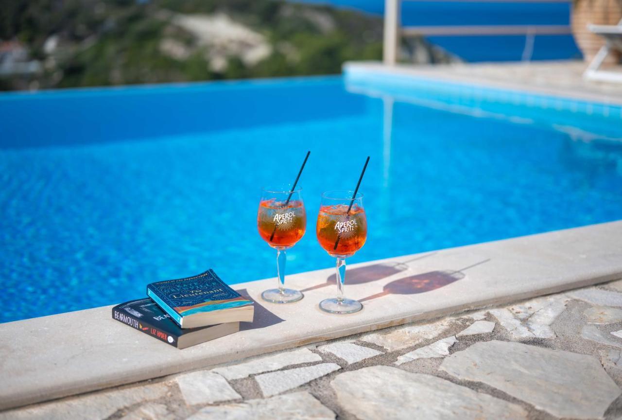 Pangolas Apartments Paxos Longos  Bagian luar foto