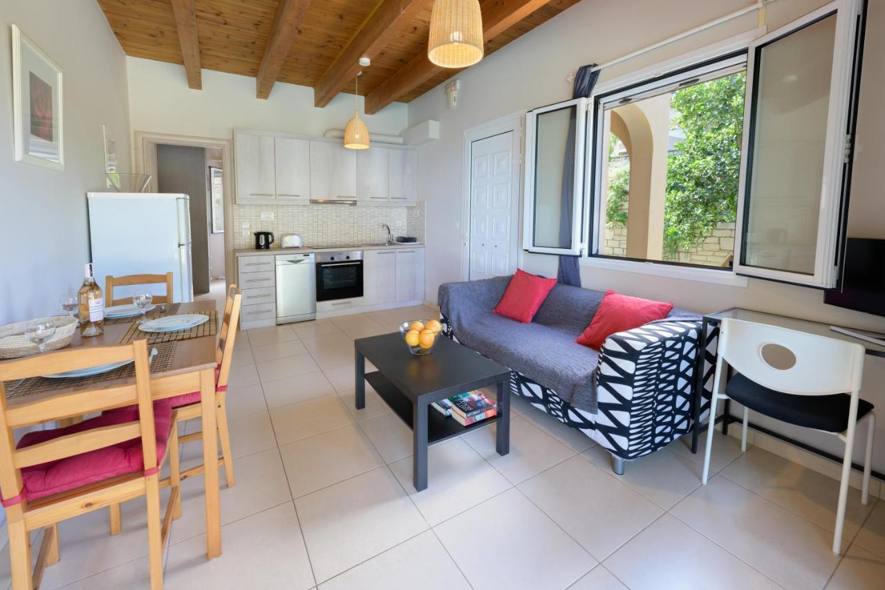 Pangolas Apartments Paxos Longos  Bagian luar foto