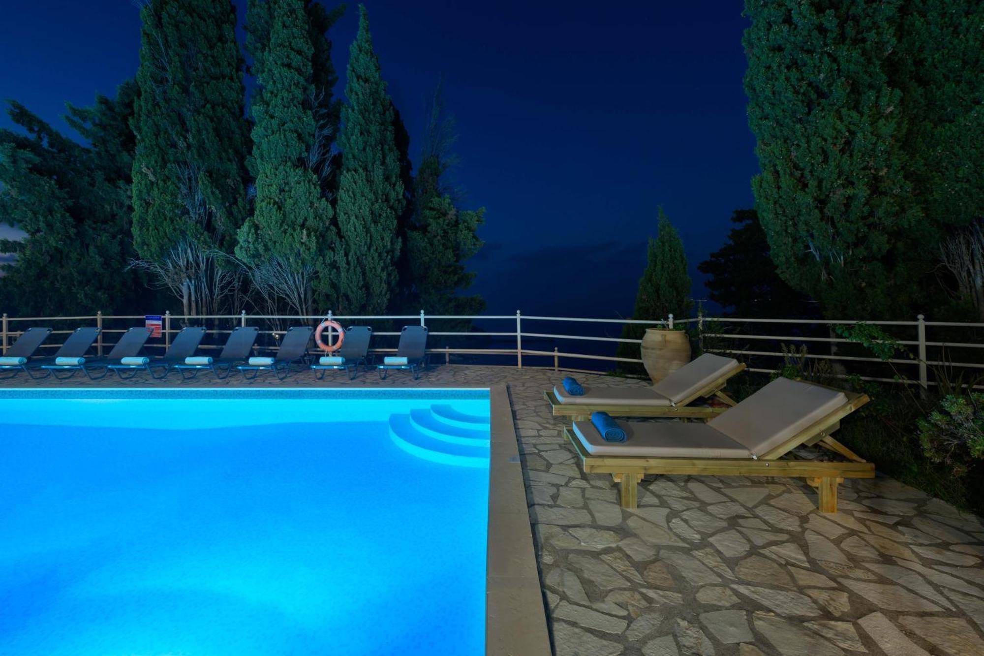 Pangolas Apartments Paxos Longos  Bagian luar foto