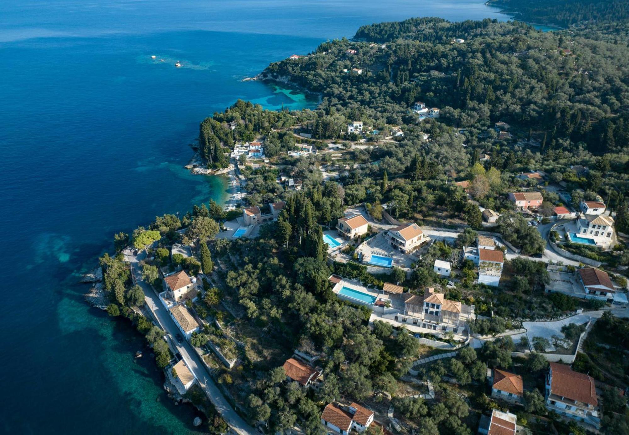 Pangolas Apartments Paxos Longos  Bagian luar foto