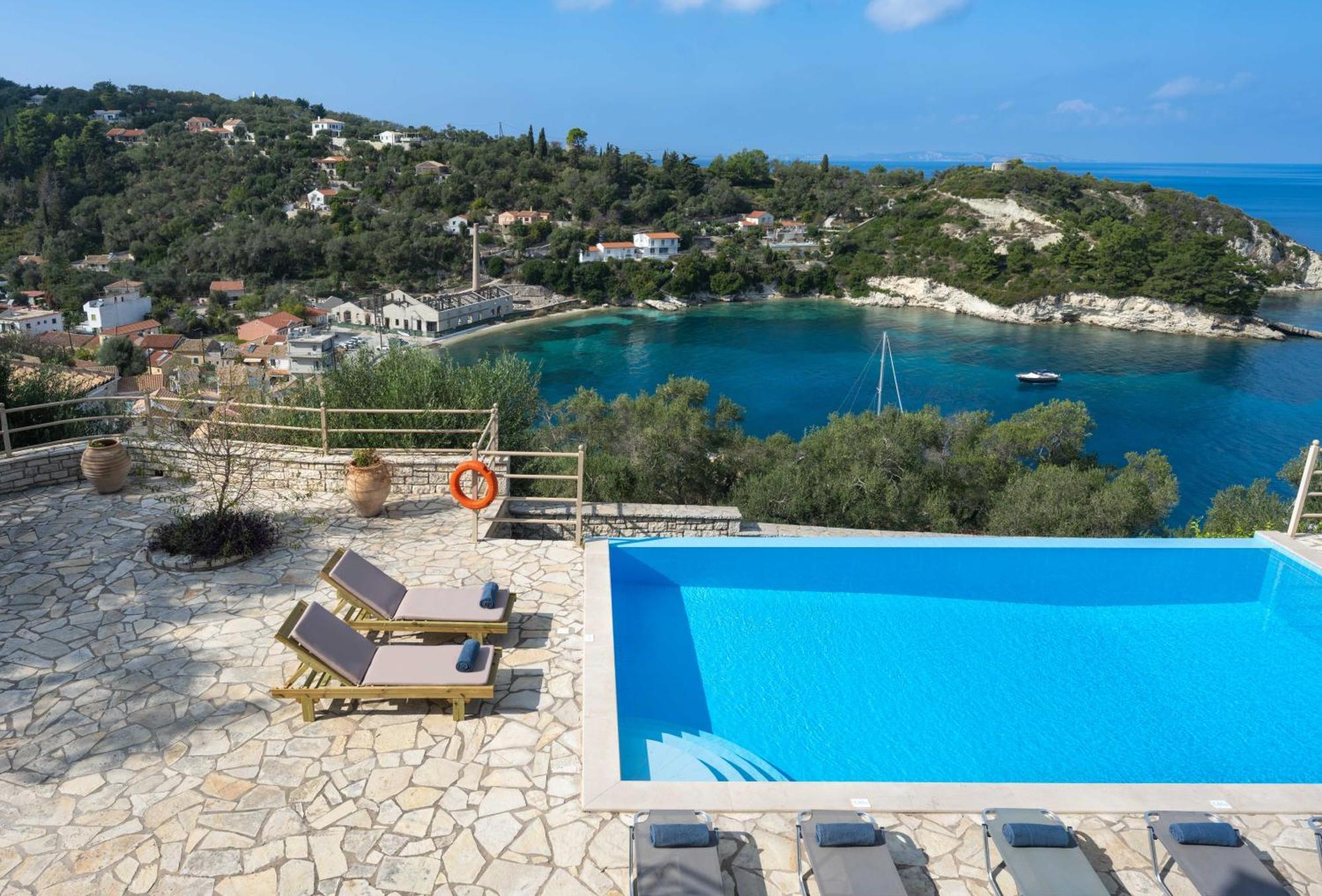 Pangolas Apartments Paxos Longos  Bagian luar foto