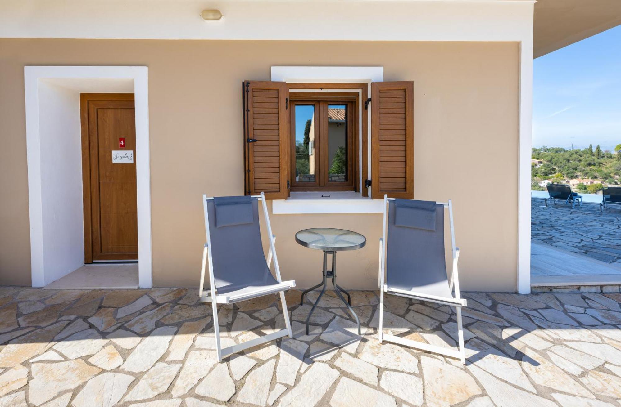 Pangolas Apartments Paxos Longos  Bagian luar foto