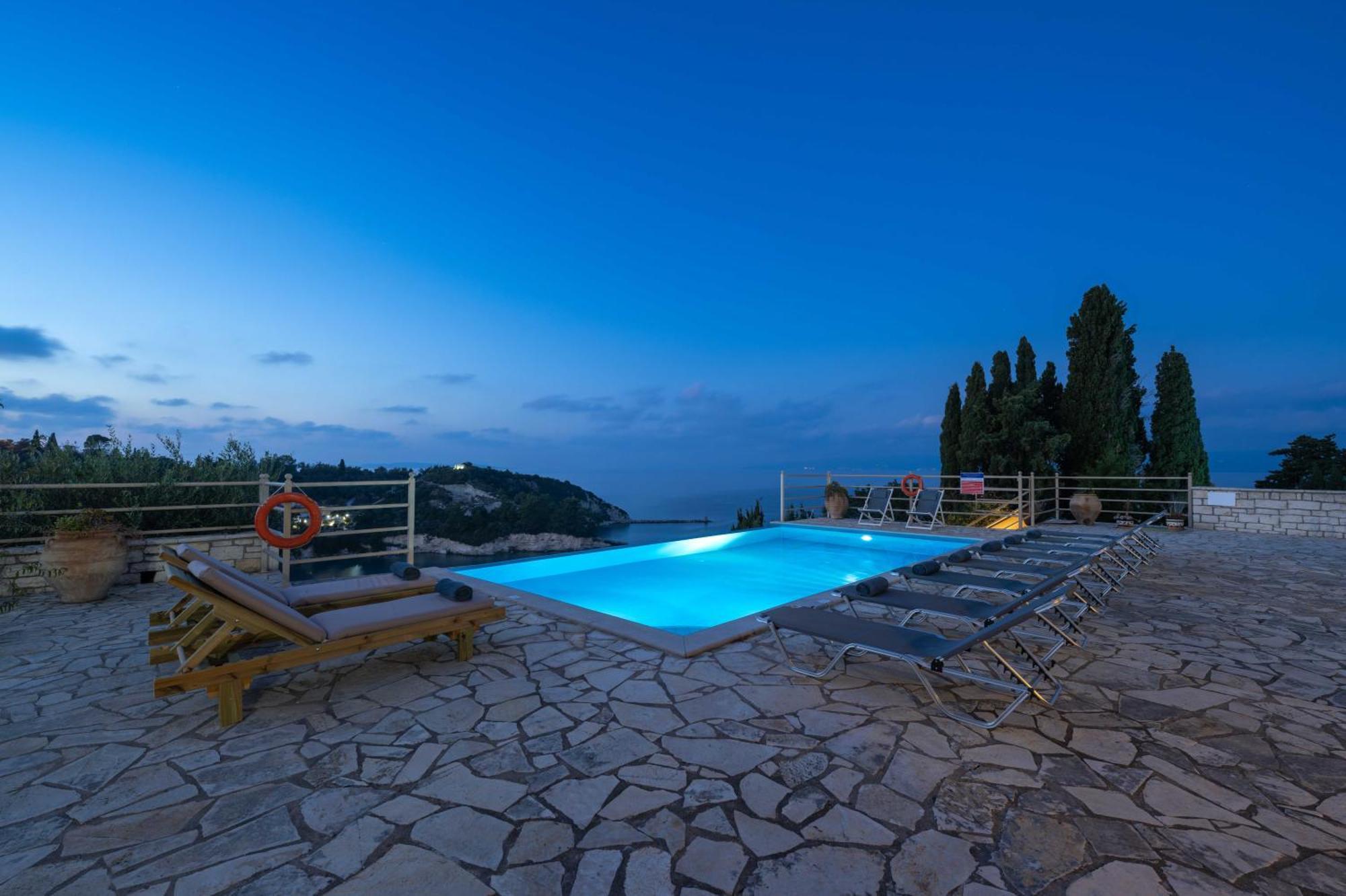 Pangolas Apartments Paxos Longos  Bagian luar foto
